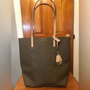 Michael Kors tote bag
